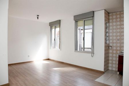 Studio - Sala / Quarto de kitnet/studio à venda com 1 quarto, 33m² em Centro Histórico, Porto Alegre