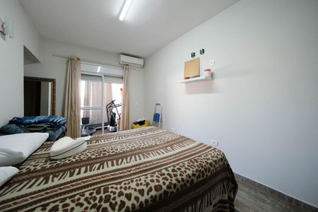 Casa à venda com 244m², 2 quartos e 2 vagasSuíte