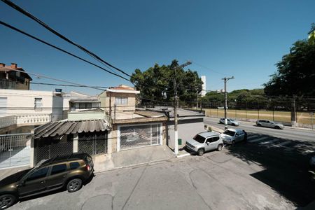 Casa à venda com 244m², 2 quartos e 2 vagasSuíte