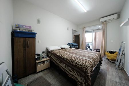 Casa à venda com 244m², 2 quartos e 2 vagasSuíte