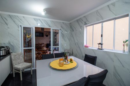 Cozinha de casa à venda com 3 quartos, 150m² em Jardim Ester Yolanda, São Paulo