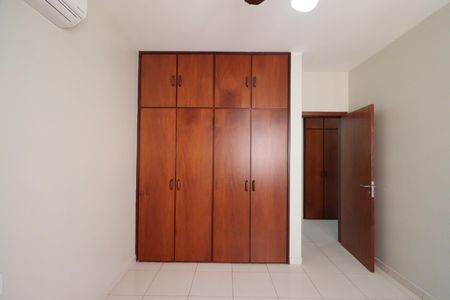 Apartamento para alugar com 140m², 4 quartos e 1 vaga Apartamento para alugar com 140m², 4 quartos e 1 vagaQuarto 1