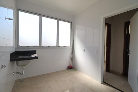 Apartamento para alugar com 140m², 4 quartos e 1 vaga Apartamento para alugar com 140m², 4 quartos e 1 vagaÁrea de Serviço