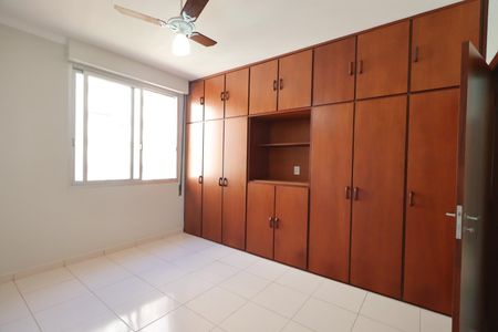 Apartamento para alugar com 140m², 4 quartos e 1 vaga Apartamento para alugar com 140m², 4 quartos e 1 vagaSuíte 1