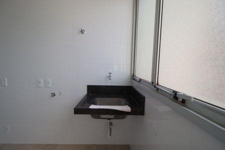 Apartamento para alugar com 140m², 4 quartos e 1 vaga Apartamento para alugar com 140m², 4 quartos e 1 vagaÁrea de Serviço