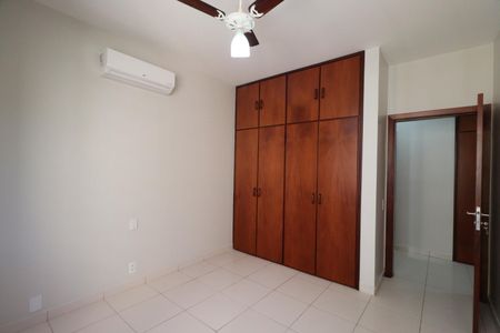 Apartamento para alugar com 140m², 4 quartos e 1 vaga Apartamento para alugar com 140m², 4 quartos e 1 vagaQuarto 1