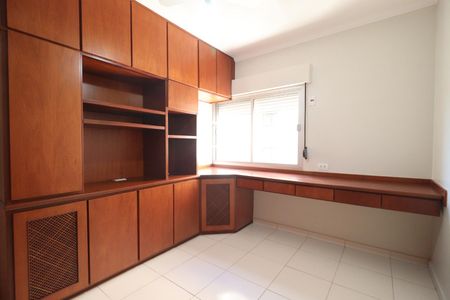 Apartamento para alugar com 140m², 4 quartos e 1 vaga Apartamento para alugar com 140m², 4 quartos e 1 vagaQuarto 2