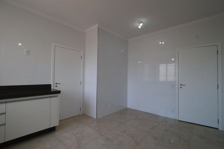 Apartamento para alugar com 140m², 4 quartos e 1 vaga Apartamento para alugar com 140m², 4 quartos e 1 vagaCozinha
