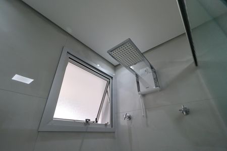 Apartamento para alugar com 140m², 4 quartos e 1 vaga Apartamento para alugar com 140m², 4 quartos e 1 vagaBanheiro