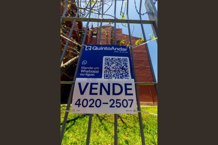 Apartamento à venda com 76m², 2 quartos e 1 vaga Apartamento à venda com 76m², 2 quartos e 1 vagaPlaca