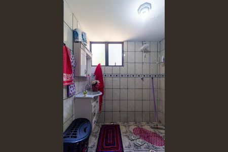 Apartamento à venda com 76m², 2 quartos e 1 vaga Apartamento à venda com 76m², 2 quartos e 1 vagaBanheiro