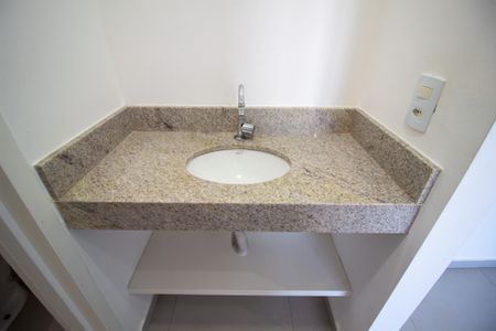 Apartamento para alugar com 48m², 2 quartos e 1 vagaBanheiro 