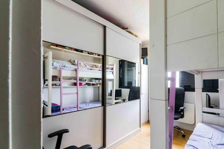 Quarto 1 de apartamento à venda com 2 quartos, 56m² em Jardim das Vertentes, São Paulo