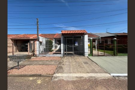 Casa à venda com 59m², 2 quartos e 2 vagas Casa à venda com 59m², 2 quartos e 2 vagasPlaca