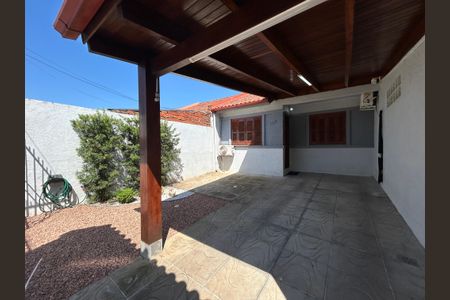 Casa à venda com 59m², 2 quartos e 2 vagas Casa à venda com 59m², 2 quartos e 2 vagasFachada