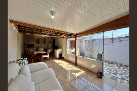 Casa à venda com 59m², 2 quartos e 2 vagas Casa à venda com 59m², 2 quartos e 2 vagasÁrea gourmet