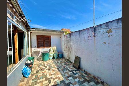 Casa à venda com 59m², 2 quartos e 2 vagas Casa à venda com 59m², 2 quartos e 2 vagasPátio