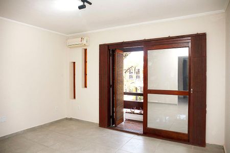 Quarto 1 Suíte de casa à venda com 3 quartos, 250m² em Menino Deus, Porto Alegre