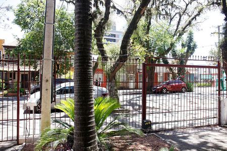 Sala 1 Vista de casa à venda com 3 quartos, 250m² em Menino Deus, Porto Alegre