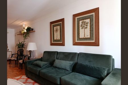 Apartamento à venda com 120m², 3 quartos e 1 vagaSala de estar