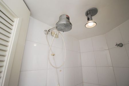 Apartamento para alugar com 100m², 3 quartos e 2 vagasBanheiro de serviço