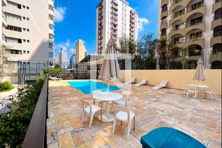 Apartamento para alugar com 100m², 3 quartos e 2 vagasÁrea comum - Piscina
