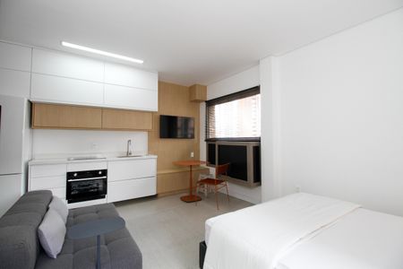 Studio para alugar com 32m², 1 quarto e 1 vagaStudio