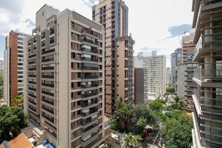Vista de kitnet/studio para alugar com 1 quarto, 32m² em Pinheiros, São Paulo