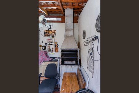 Casa à venda com 83m², 2 quartos e 1 vaga Casa à venda com 83m², 2 quartos e 1 vagaChurrasqueira