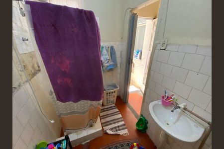 Casa à venda com 150m², 2 quartos e 3 vagas Casa à venda com 150m², 2 quartos e 3 vagasBanheiro