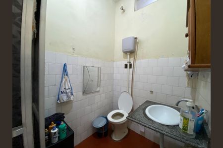 Casa à venda com 150m², 2 quartos e 3 vagas Casa à venda com 150m², 2 quartos e 3 vagasBanheiro
