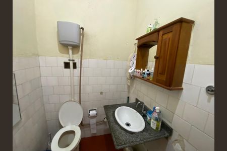 Casa à venda com 150m², 2 quartos e 3 vagas Casa à venda com 150m², 2 quartos e 3 vagasBanheiro