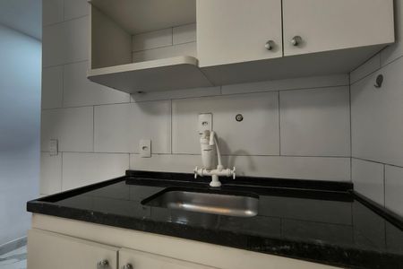 Sala/Cozinha de kitnet/studio à venda com 1 quarto, 35m² em Anil, Rio de Janeiro