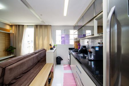Apartamento para alugar com 120m², 2 quartos e 2 vagas Apartamento para alugar com 120m², 2 quartos e 2 vagasCozinha