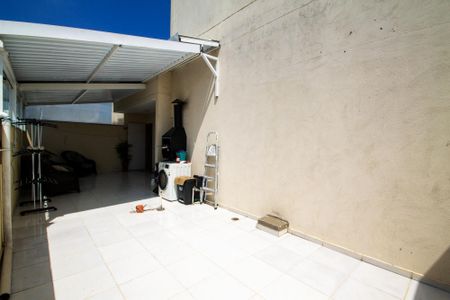 Apartamento para alugar com 120m², 2 quartos e 2 vagas Apartamento para alugar com 120m², 2 quartos e 2 vagasLavanderia