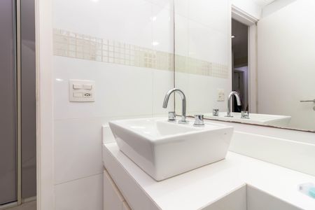 Apartamento à venda com 110m², 3 quartos e 2 vagasBanheiro da Suíte 1