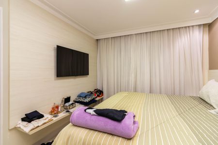 Apartamento à venda com 110m², 3 quartos e 2 vagasSuíte 1