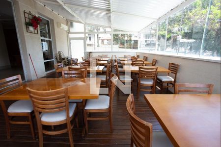 Apartamento à venda com 110m², 3 quartos e 2 vagasÁrea comum - Salão de festas