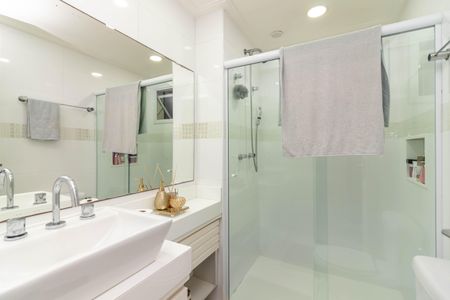 Apartamento à venda com 110m², 3 quartos e 2 vagasBanheiro da Suíte 1