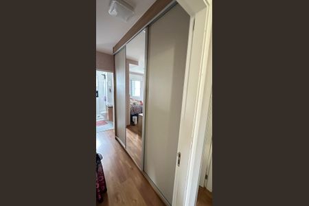 Apartamento à venda com 91m², 3 quartos e 2 vagascorredor