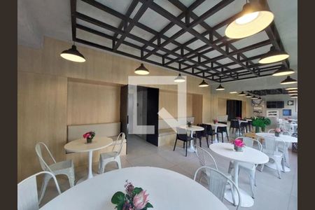 Apartamento à venda com 33m², 2 quartos e 1 vaga Apartamento à venda com 33m², 2 quartos e 1 vagaSalão de festas