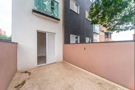 Apartamento à venda com 40m², 2 quartos e 1 vaga Apartamento à venda com 40m², 2 quartos e 1 vagaVaranda do Quarto 2