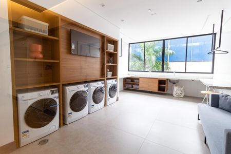 Apartamento à venda com 40m², 1 quarto e sem vagaÁrea Comum - Lavanderia