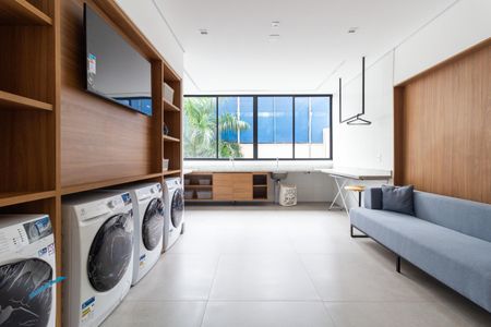 Apartamento à venda com 40m², 1 quarto e sem vagaÁrea Comum - Lavanderia