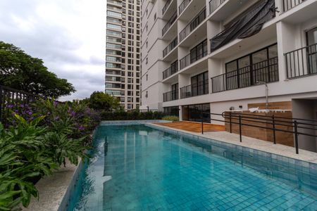 Apartamento à venda com 40m², 1 quarto e sem vagaÁrea Comum - Piscina