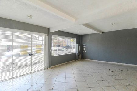 Casa para alugar com 240m², 4 quartos e 5 vagas Casa para alugar com 240m², 4 quartos e 5 vagasGaragem