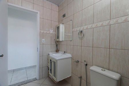 Casa para alugar com 240m², 4 quartos e 5 vagas Casa para alugar com 240m², 4 quartos e 5 vagasBanheiro 1