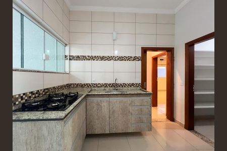 Casa para alugar com 201m², 3 quartos e 3 vagasCozinha