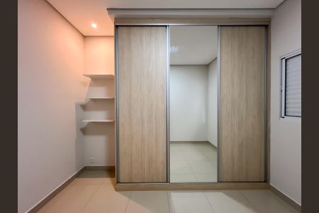 Casa para alugar com 201m², 3 quartos e 3 vagasSuíte 2