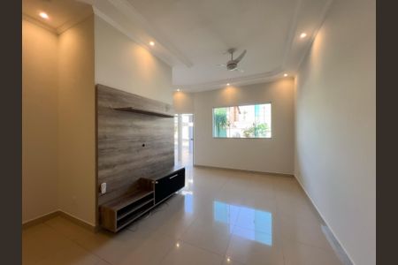 Casa para alugar com 201m², 3 quartos e 3 vagasSala de estar